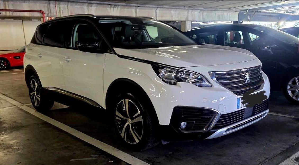 Peugeot 5008 puretech 130 allure - várias em stock