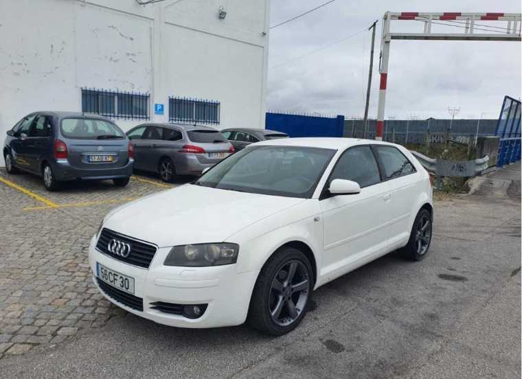 Audi A3 2.0 tdi 140cv 5000€ Ano 2003 Mês do modelo Dezembro Quilómetros 250 000 - 299 999 Tipo de caixa Manual Combus